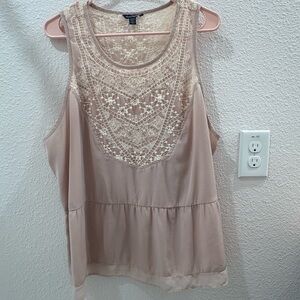 American Eagle Lace Detail Top